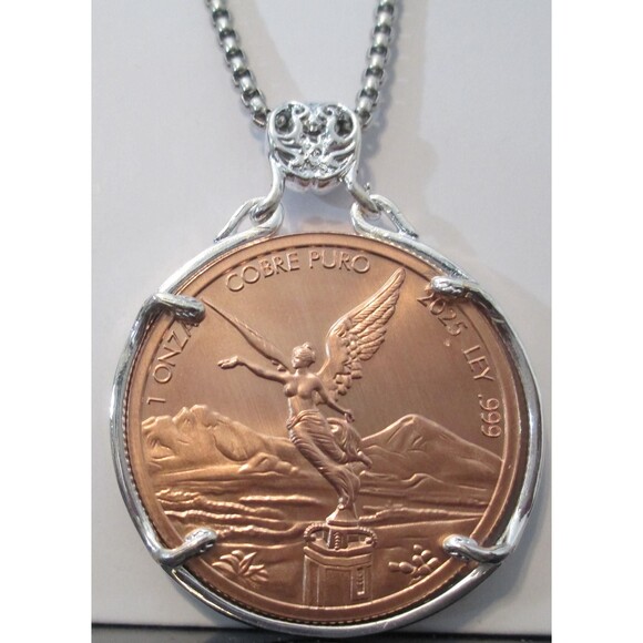 NEW Mexico’s Libertad, the most beloved icon Necklace - Picture 3 of 10